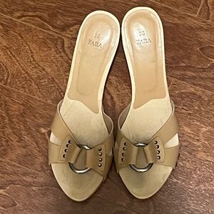 Zara Women's 38 Beige Bow Mules